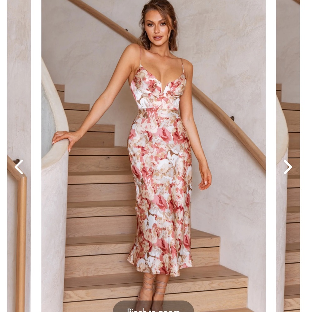 NWOT selfie Leslie lake como fitted bodice midi dress abstract print rose